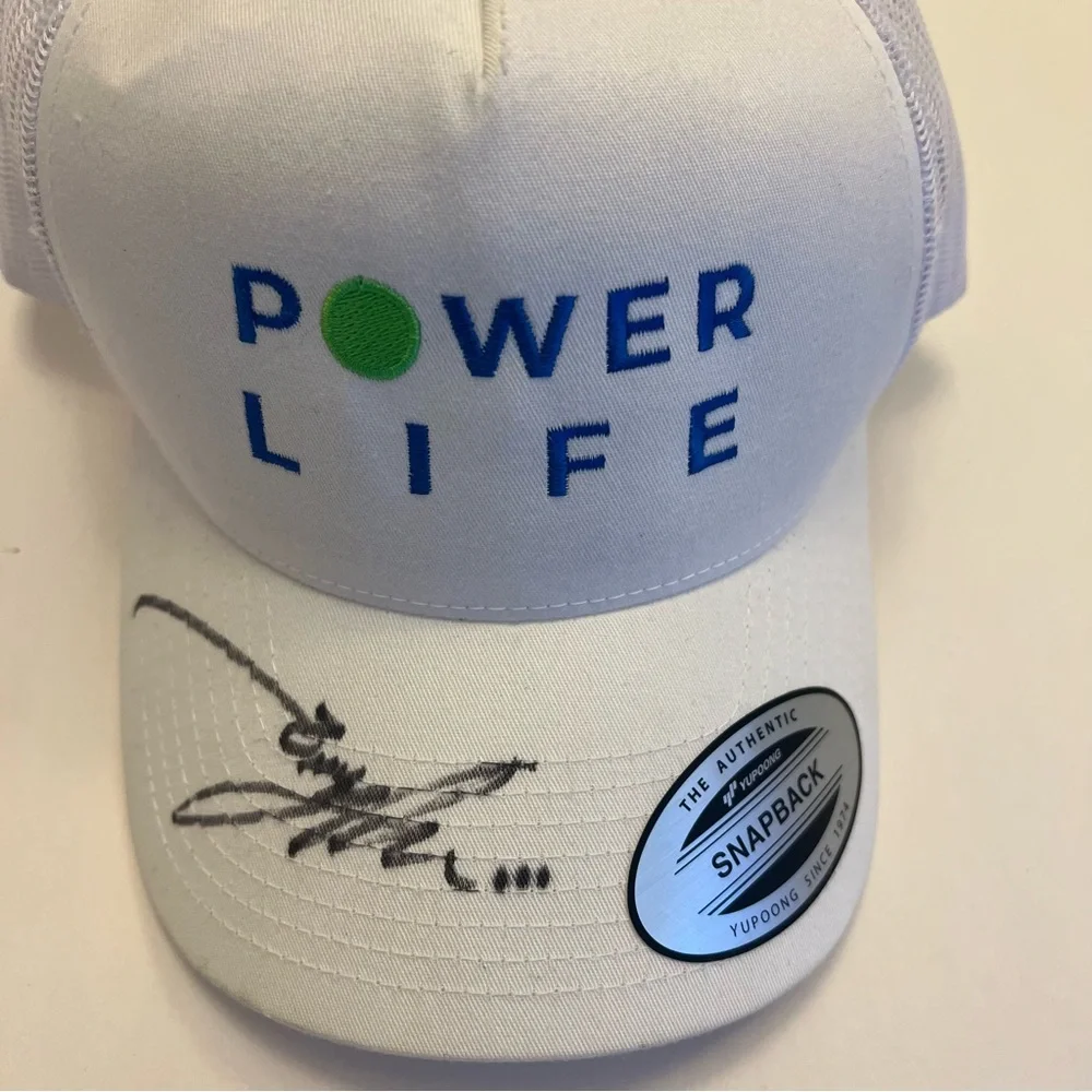 Racing memorabilia Signed Hat‎